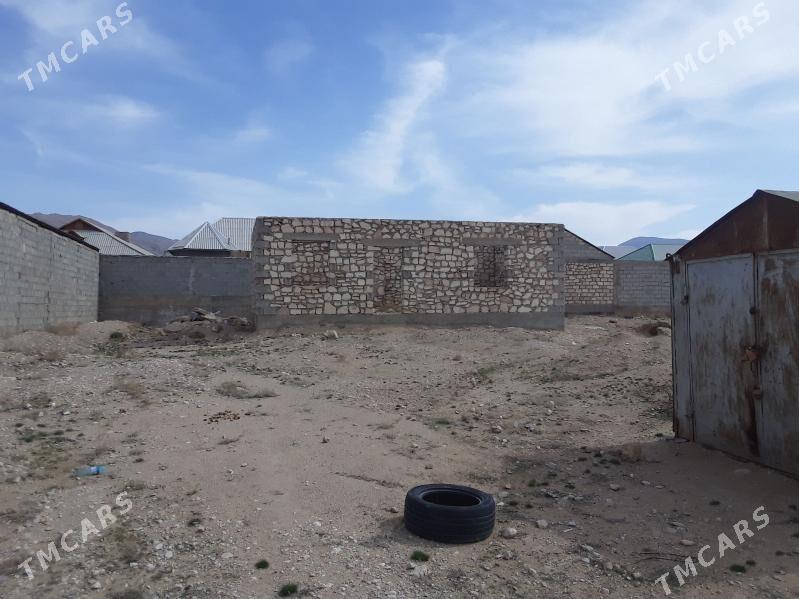 Jay - Балканабат - img 1