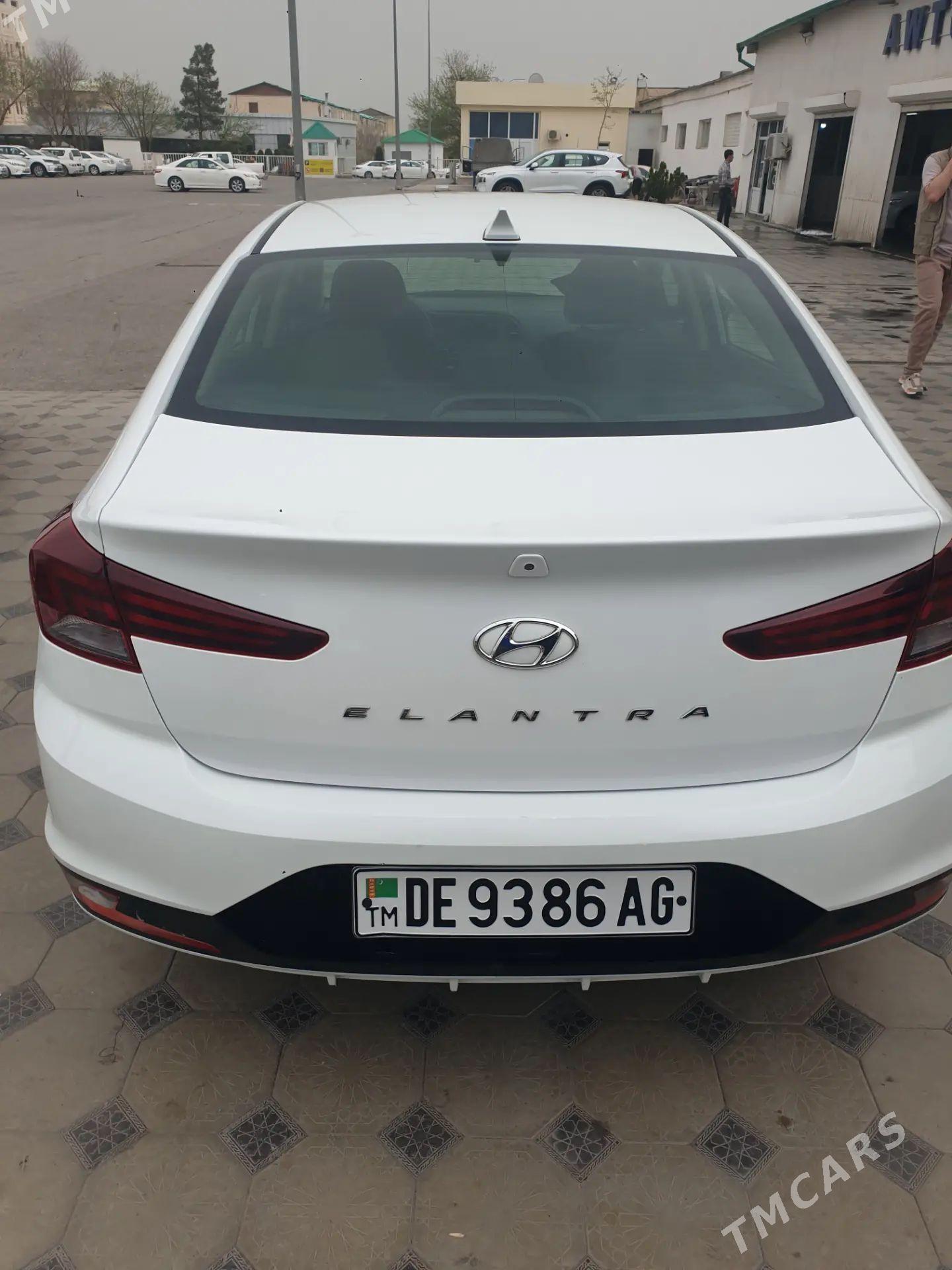Hyundai Elantra 2019 - 235 000 TMT - Aşgabat - img 1
