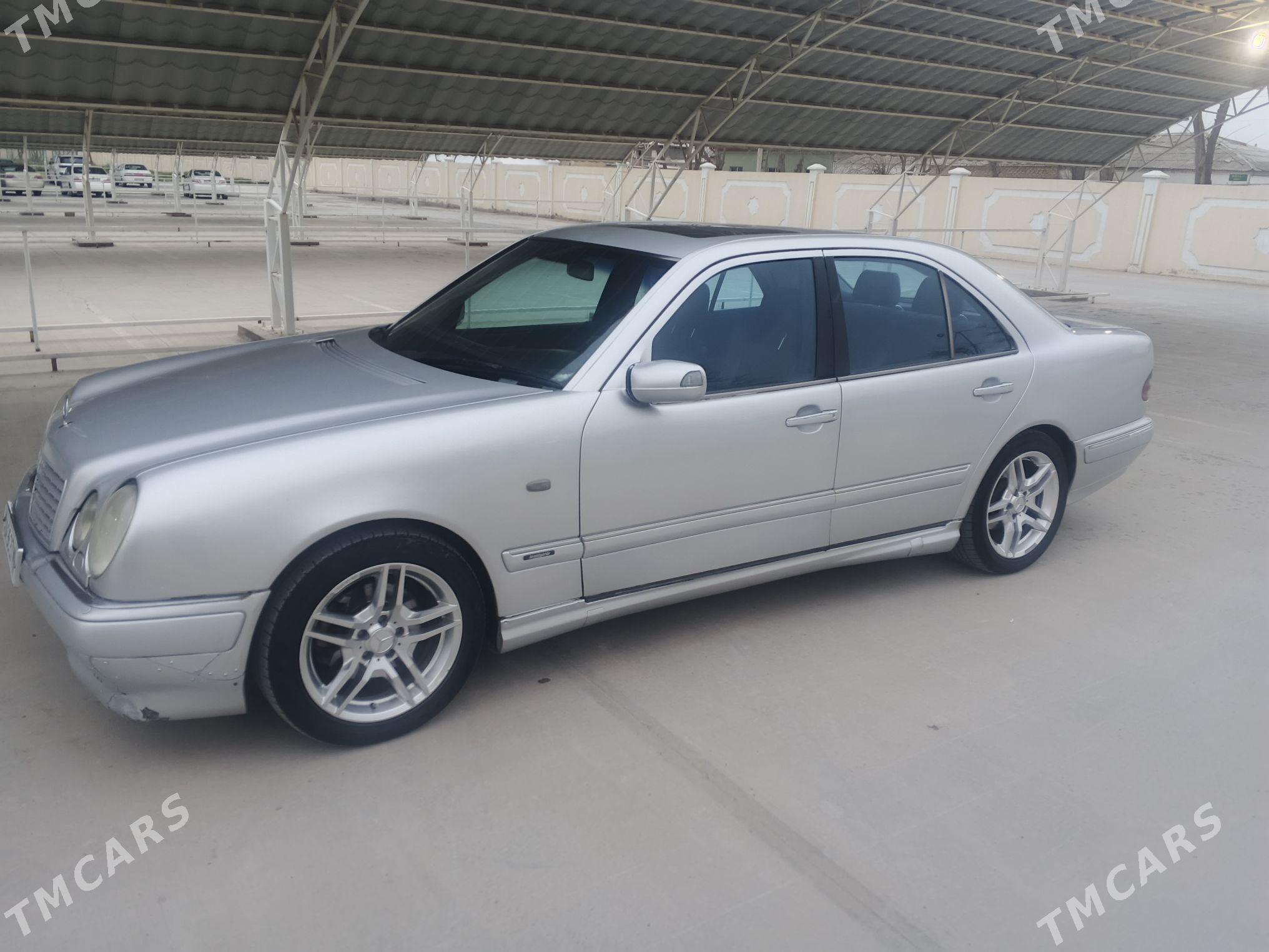 Mercedes-Benz C320 2000 - 120 000 TMT - Baýramaly - img 1