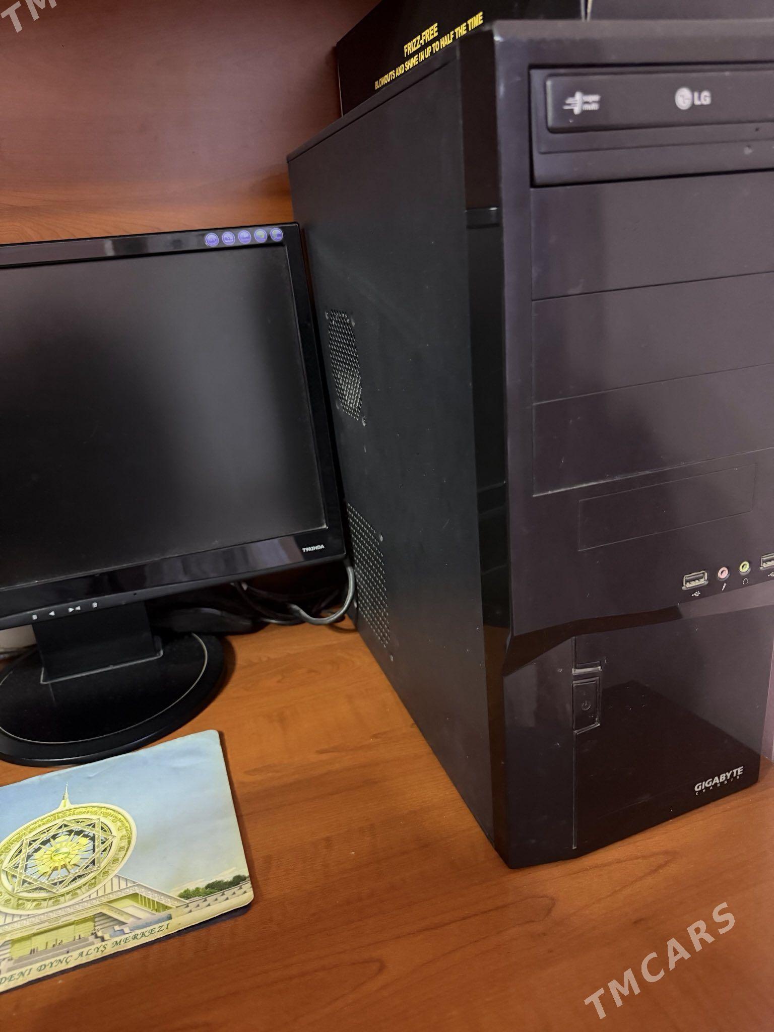 kampyuter + blok + klawiatura - Айтакова (ул. Огузхана) - img 1