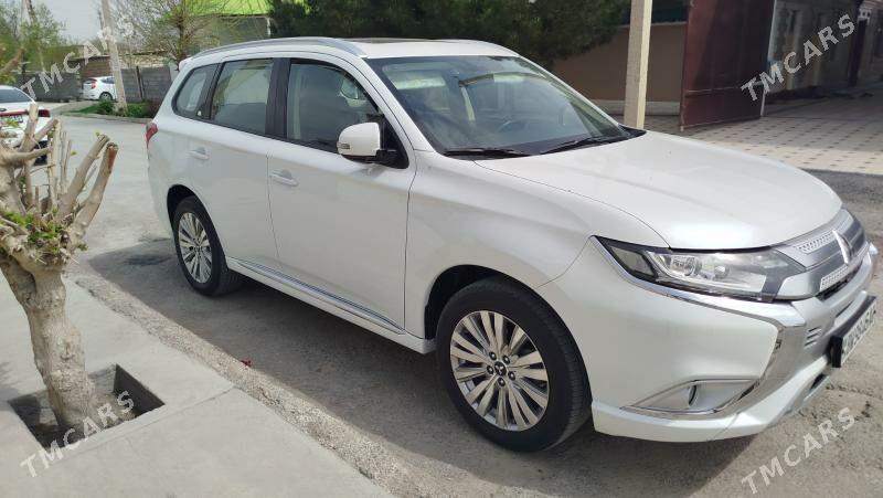 Mitsubishi Outlander Sport 2022 - 290 000 TMT - Бузмеин - img 1