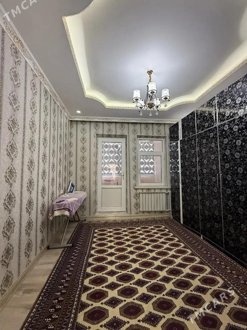 4 ком 110 кв² Мир 6 Евро - Parahat 4 - img 1