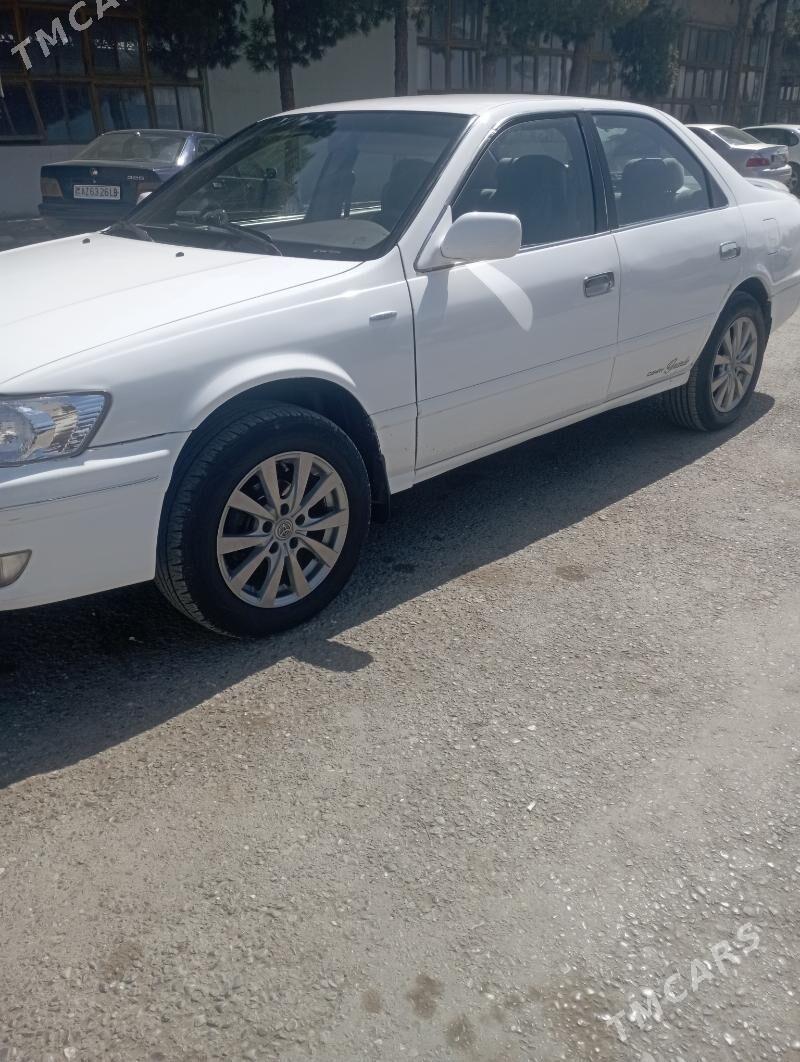 Toyota Camry 2000 - 135 000 TMT - Garabekewül - img 1