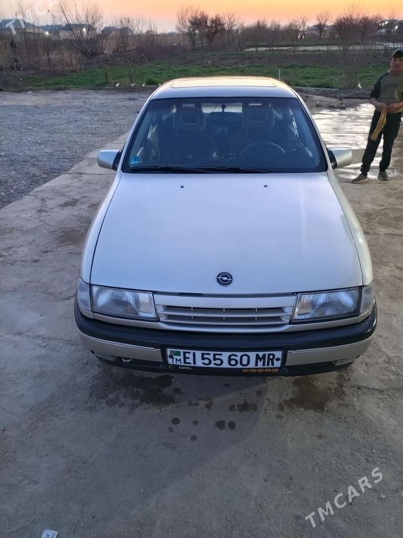 Opel Vectra 1990 - 52 000 TMT - Мары - img 1