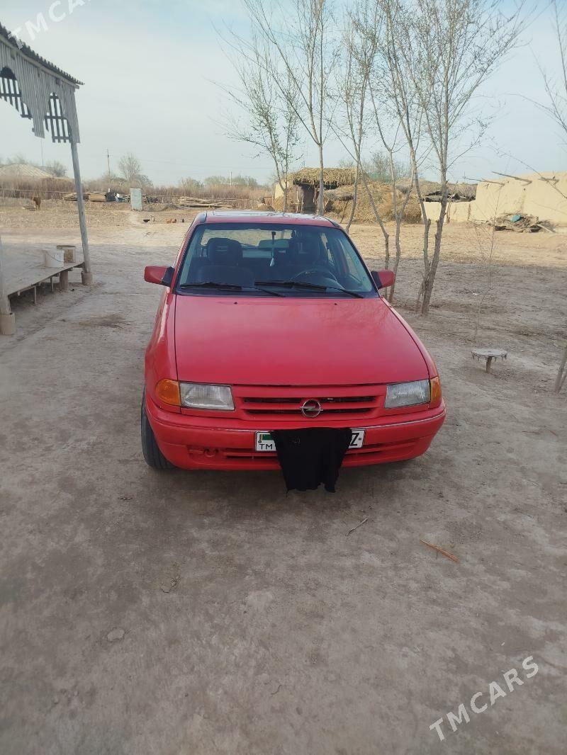 Opel Astra 1993 - 36 000 TMT - етр. Туркменбаши - img 1