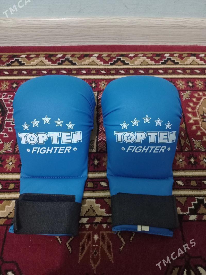 Karate perçatka - Howdan "W" - img 1