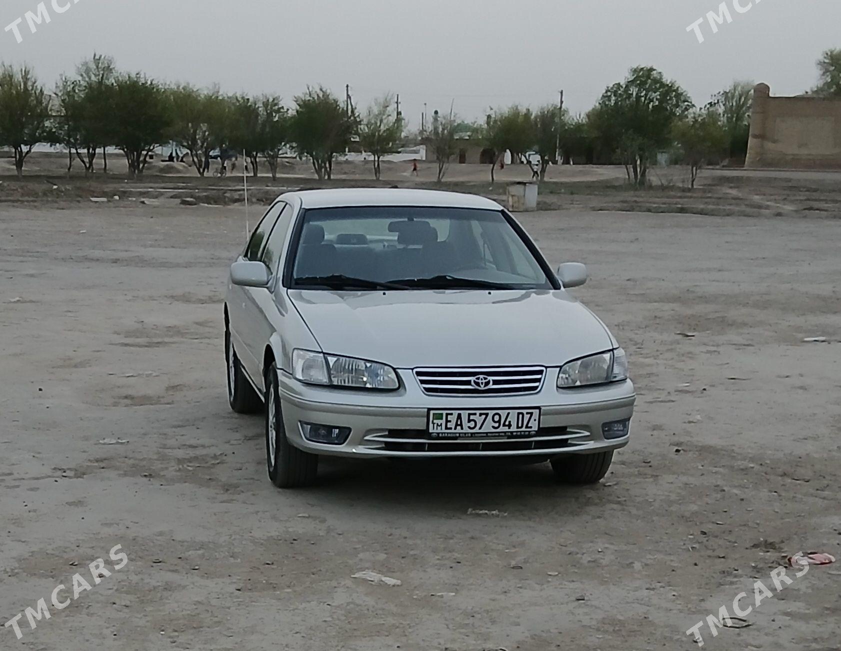 Toyota Camry 2000 - 145 000 TMT - Кёнеургенч - img 1