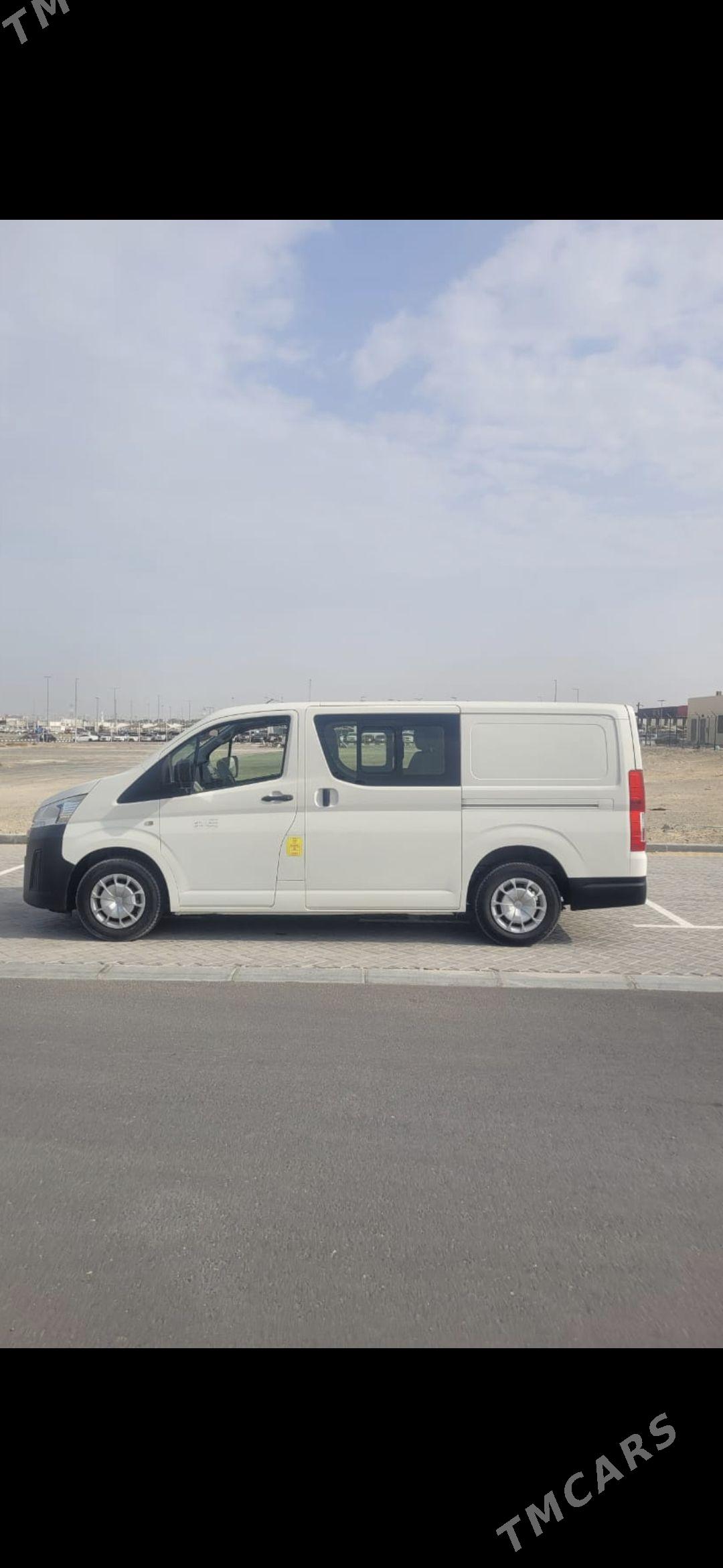 Toyota Hiace 2022 - 555 000 TMT - Ашхабад - img 1