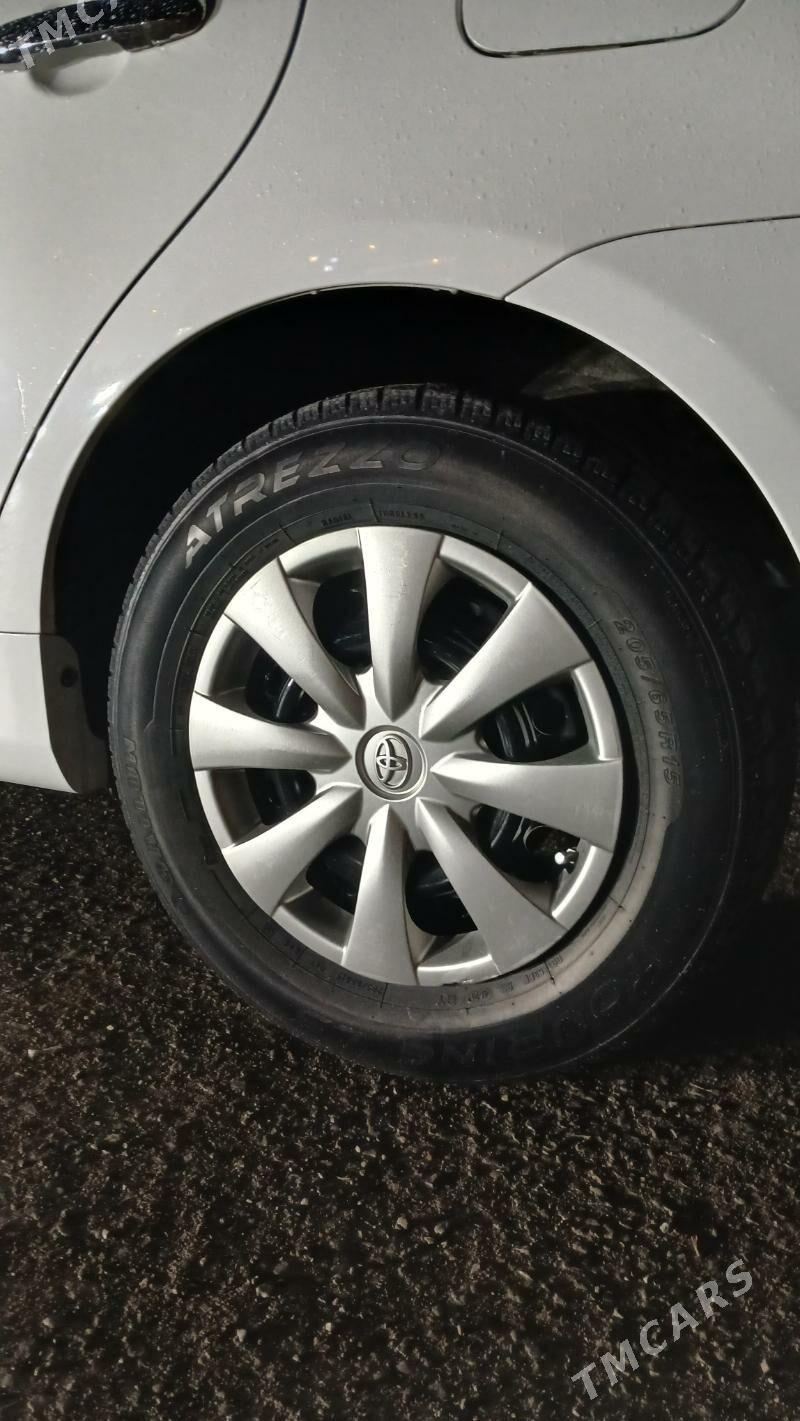 Toyota Corolla 2010 - 178 000 TMT - Büzmeýin - img 1