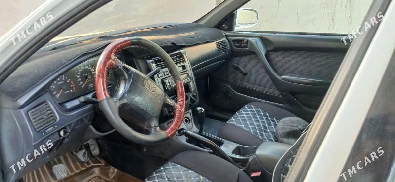 Toyota Carina 1994 - 70 000 TMT - Дашогуз - img 1