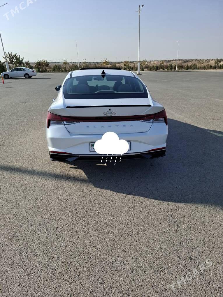 Hyundai Elantra 2021 - 265 000 TMT - Ak bugdaý etraby - img 1