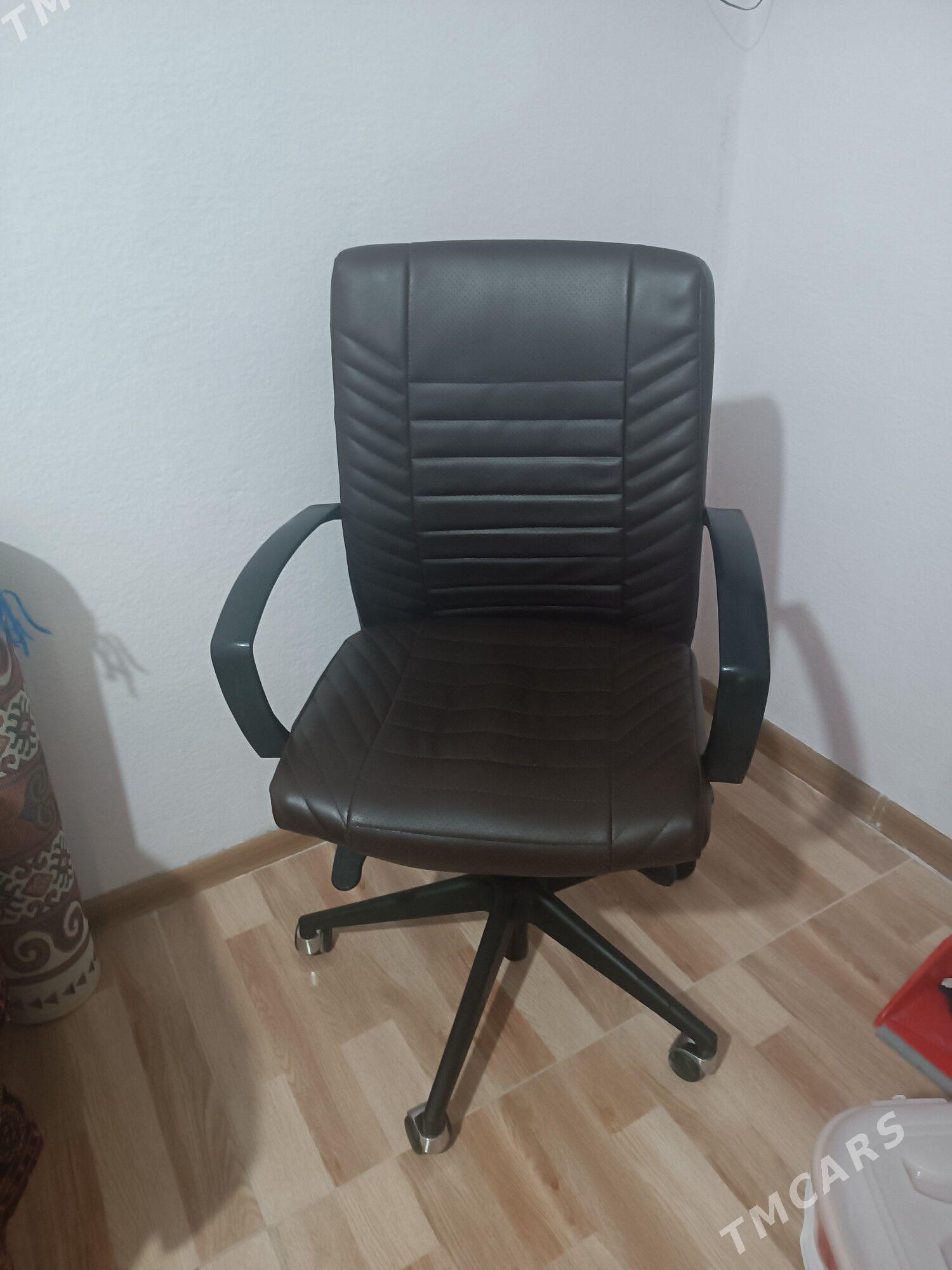 dellekhana kresla stul - Бузмеин - img 1