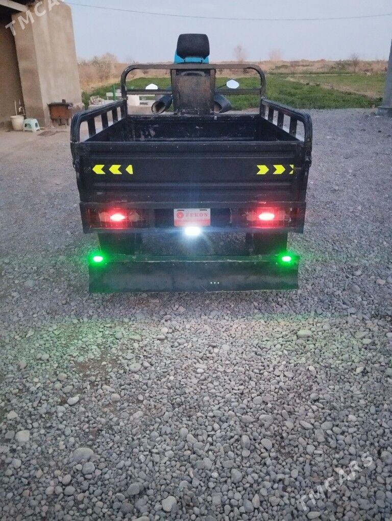 Fekon FK200-14G 2014 - 19 000 TMT - Теджен - img 1