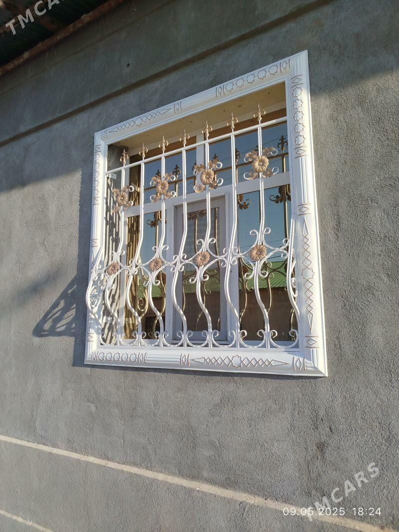 eisotka - Gurbansoltan Eje - img 1