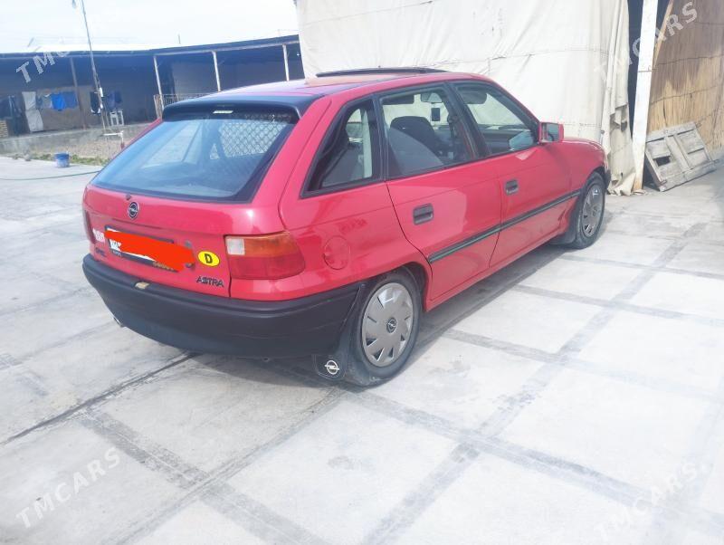 Opel Astra 1994 - 45 000 TMT - Mary - img 1