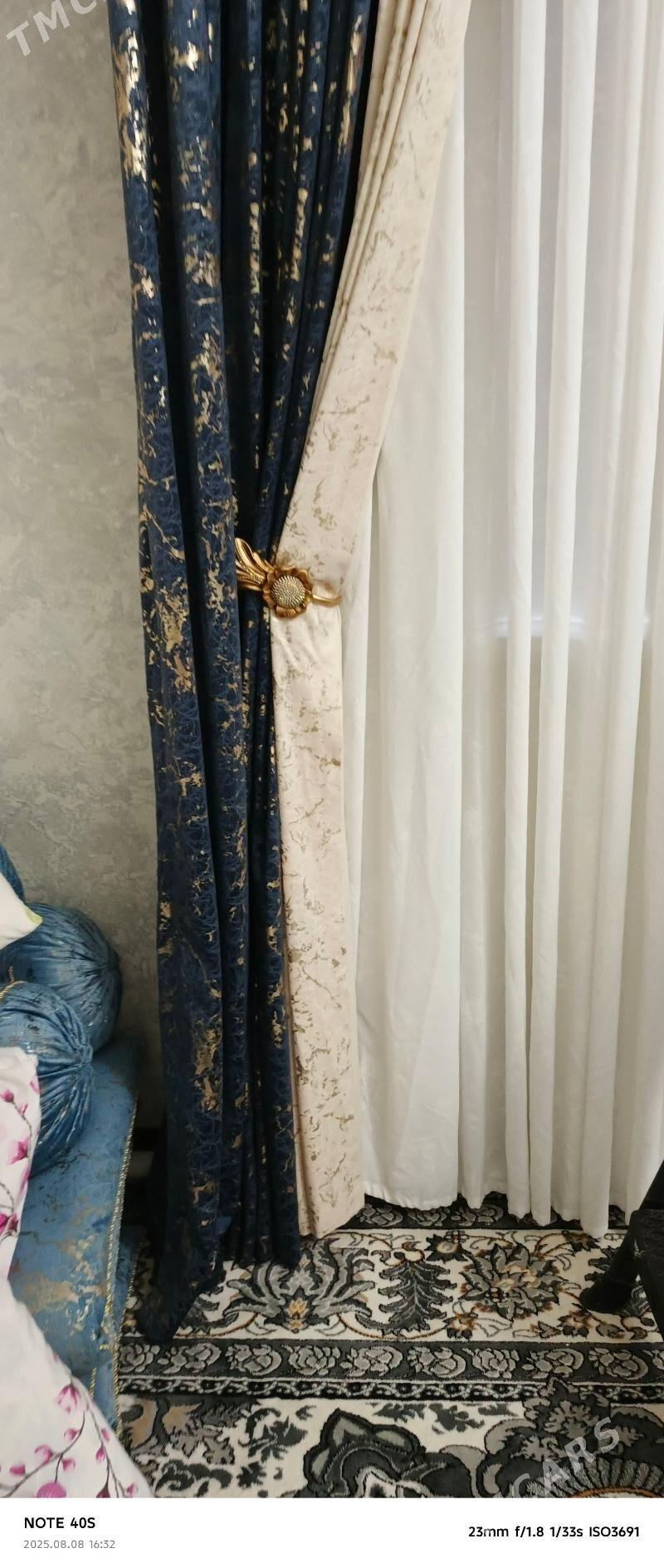 žalýuz zanaweska hyzmaty - Mary - img 1