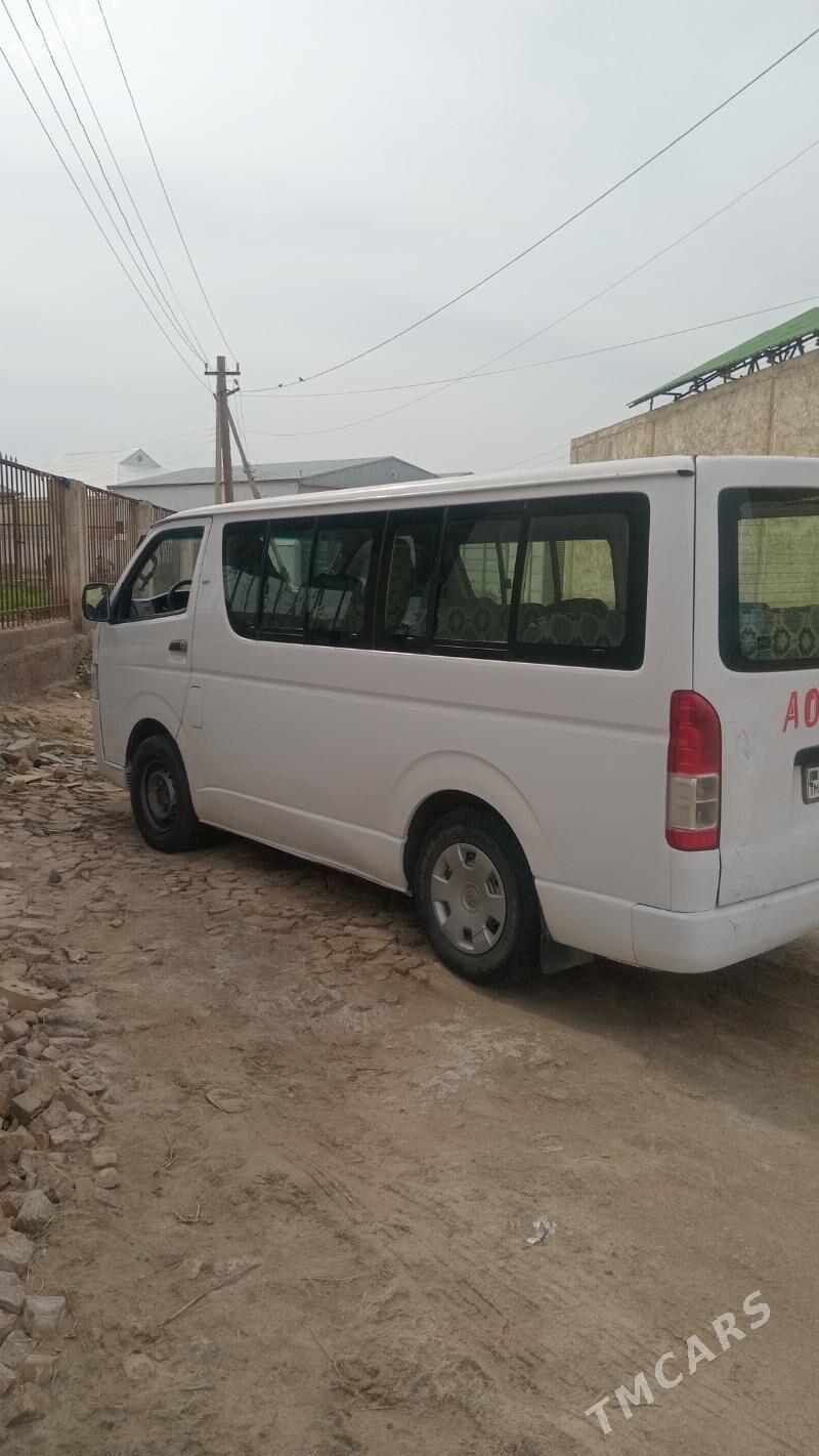 Toyota Hiace 2006 - 200 000 TMT - Байрамали - img 1