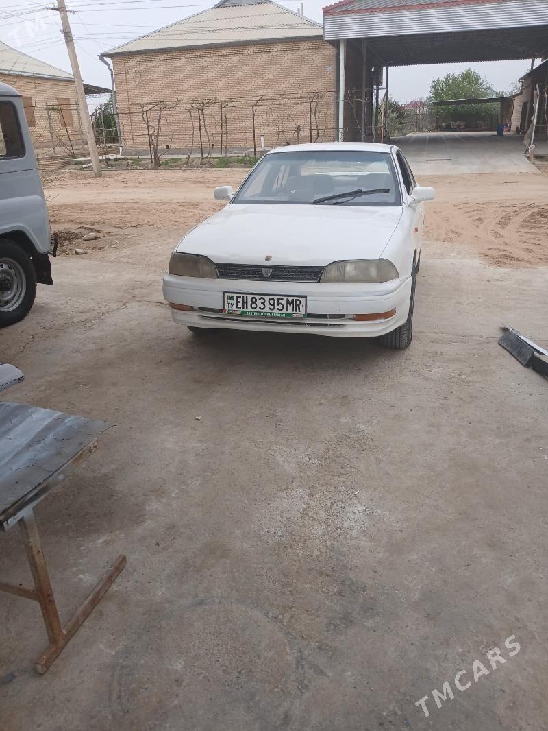 Toyota Camry 1990 - 40 000 TMT - Сакарчага - img 1