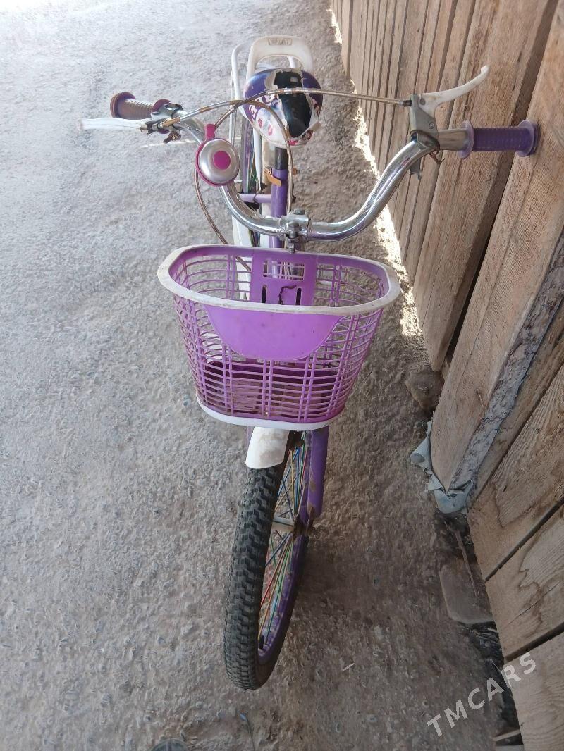 kyzlar veligi - Çärjew - img 1