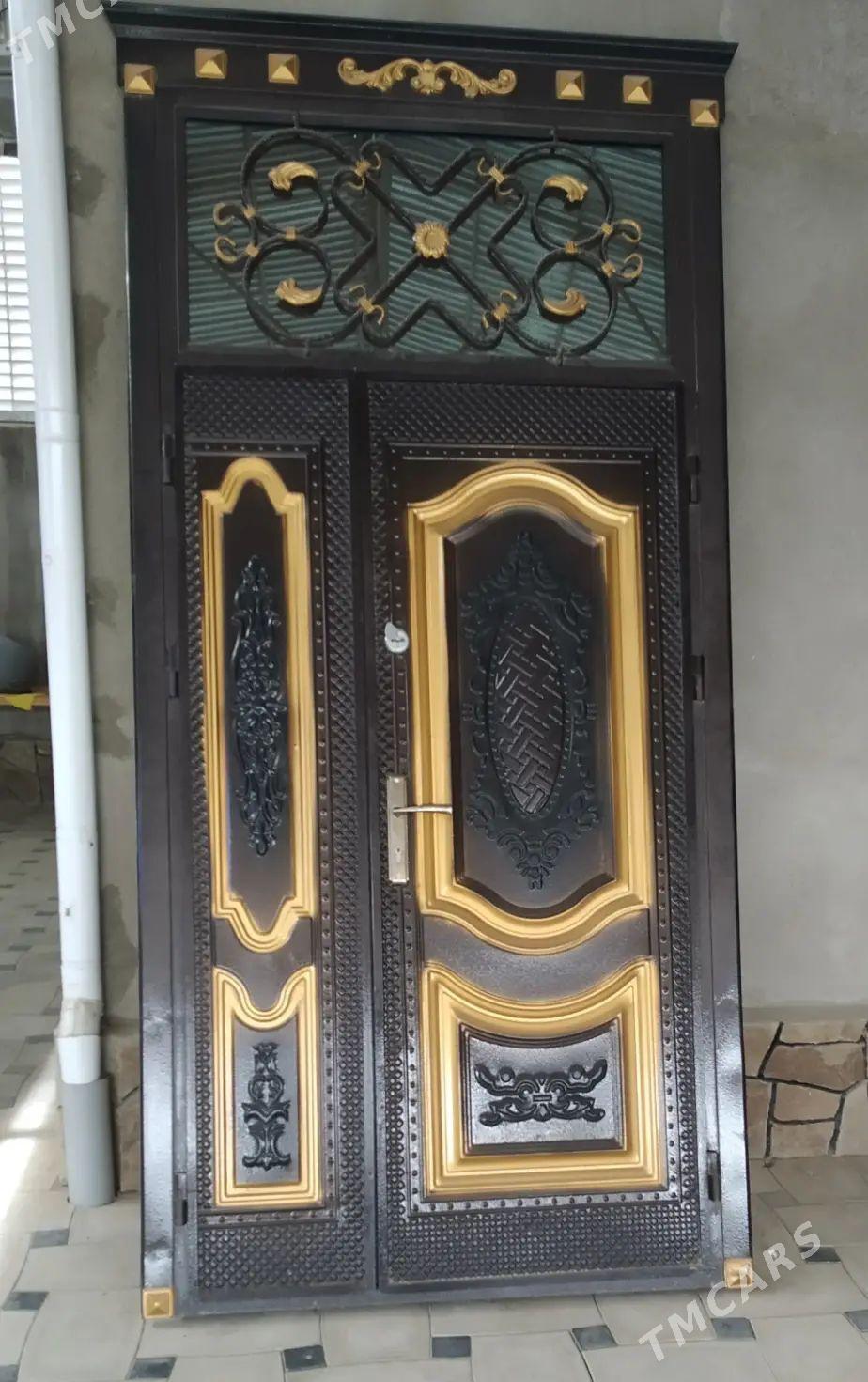 daşky gapy iki açylÿan - Байрамали - img 1