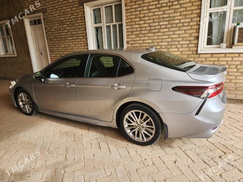 Toyota Camry 2022 - 320 000 TMT - Байрамали - img 1