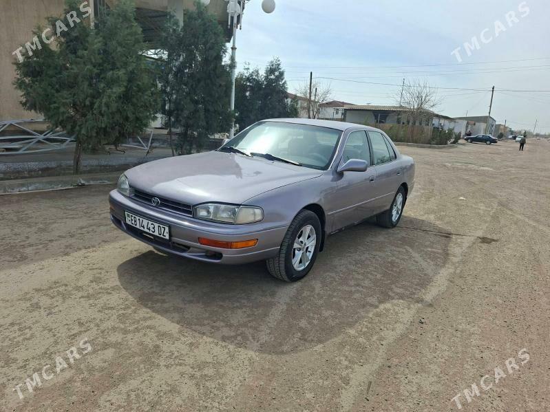 Toyota Camry 1993 - 100 000 TMT - Губадаг - img 1