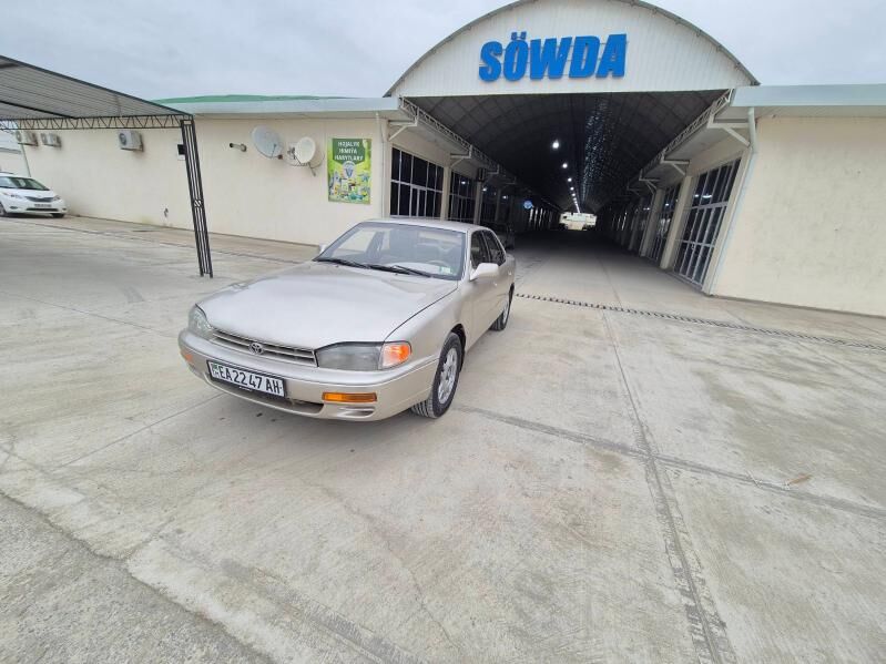 Toyota Camry 1994 - 115 000 TMT - Гёкдепе - img 1