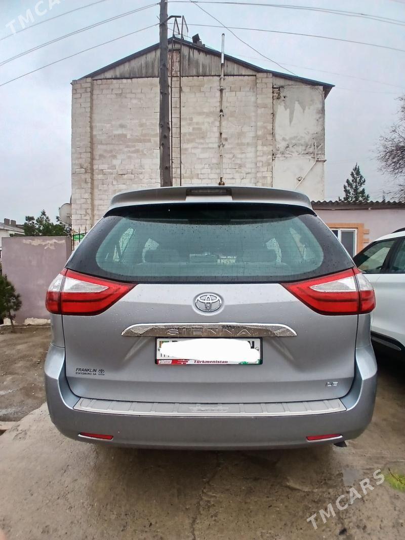 Toyota Sienna 2015 - 385 000 TMT - Türkmenbaşy - img 1