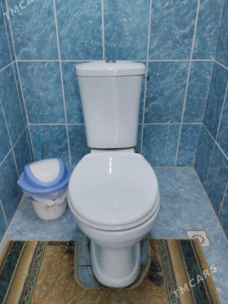 unitaz - Анев - img 1