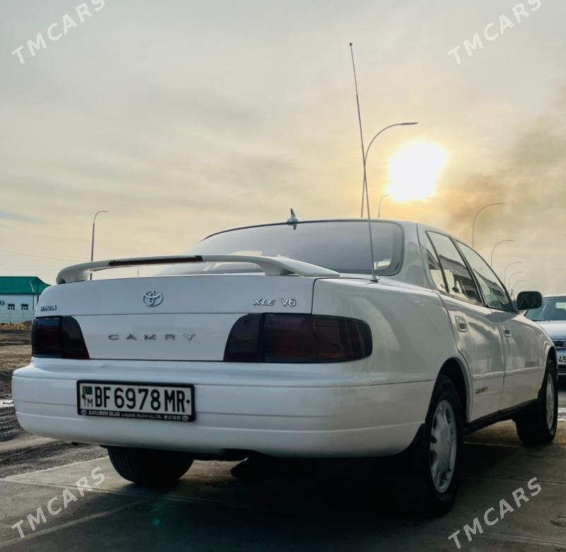 Toyota Camry 1994 - 110 000 TMT - Каракумский этрап - img 1