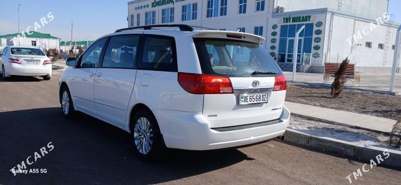 Toyota Sienna 2005 - 275 000 TMT - Кёнеургенч - img 1