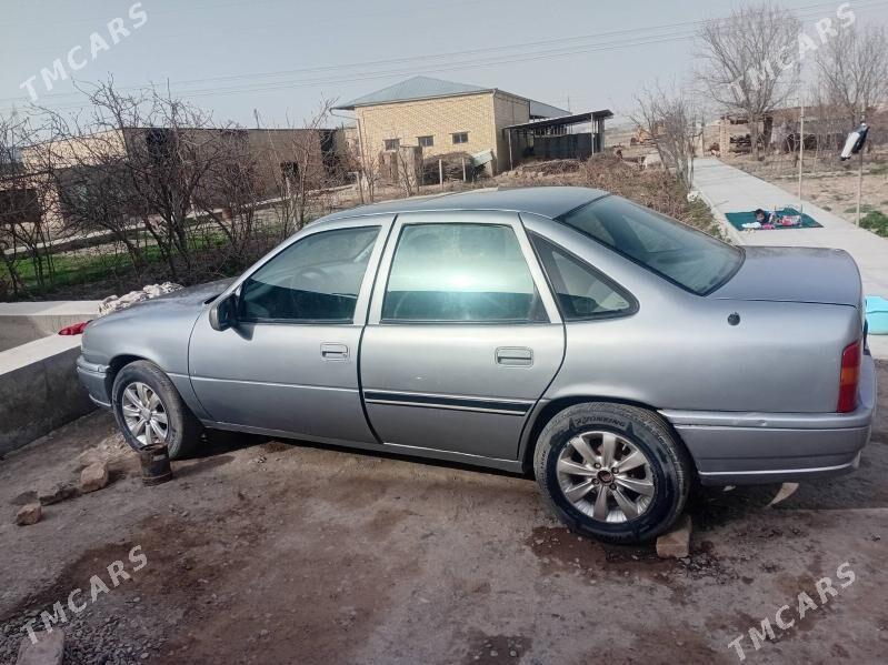 Opel Vectra 1993 - 16 000 TMT - Мургап - img 1