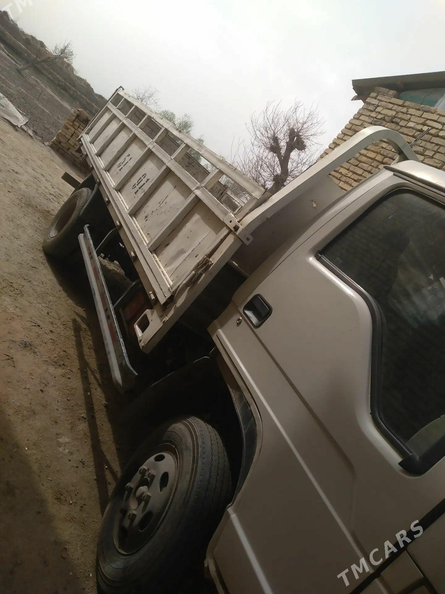 Forland H2 2013 - 120 000 TMT - Туркменабат - img 1