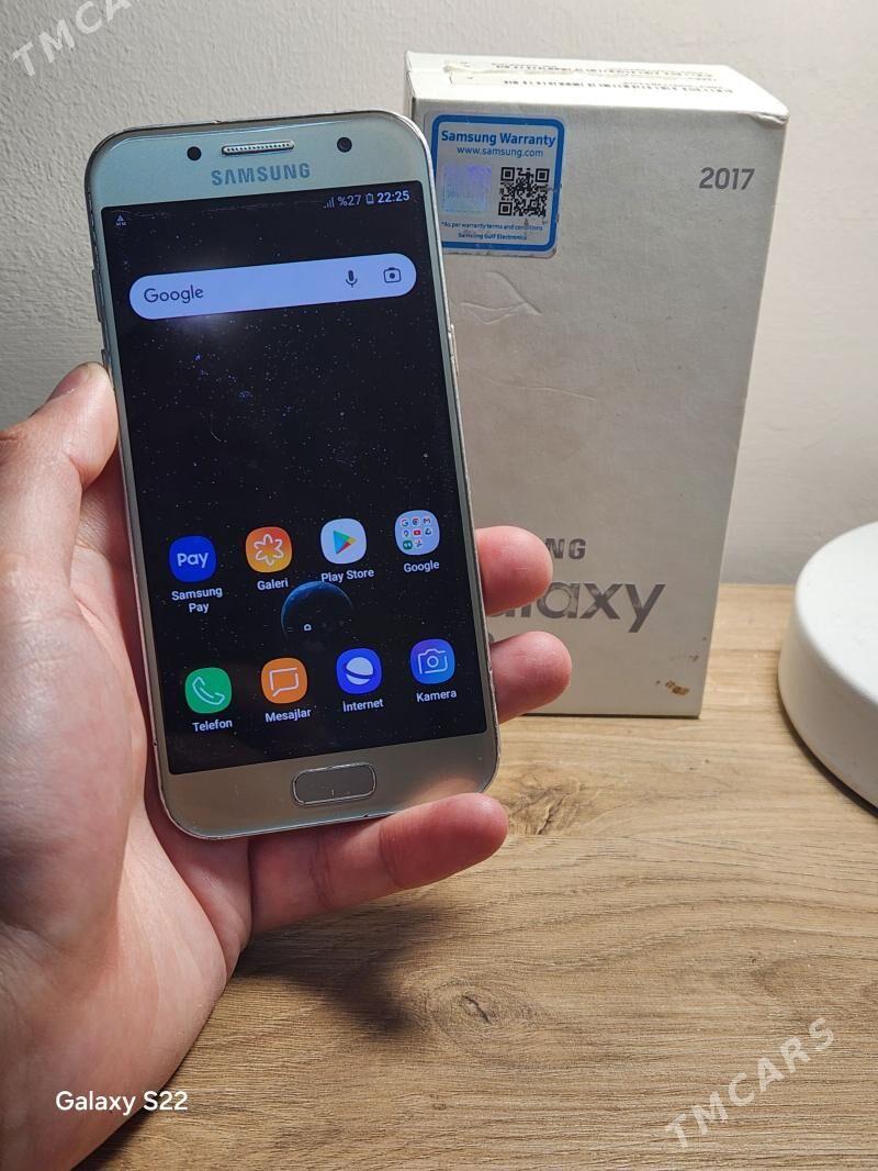 SAMSUNG A3 17 - Мары - img 1
