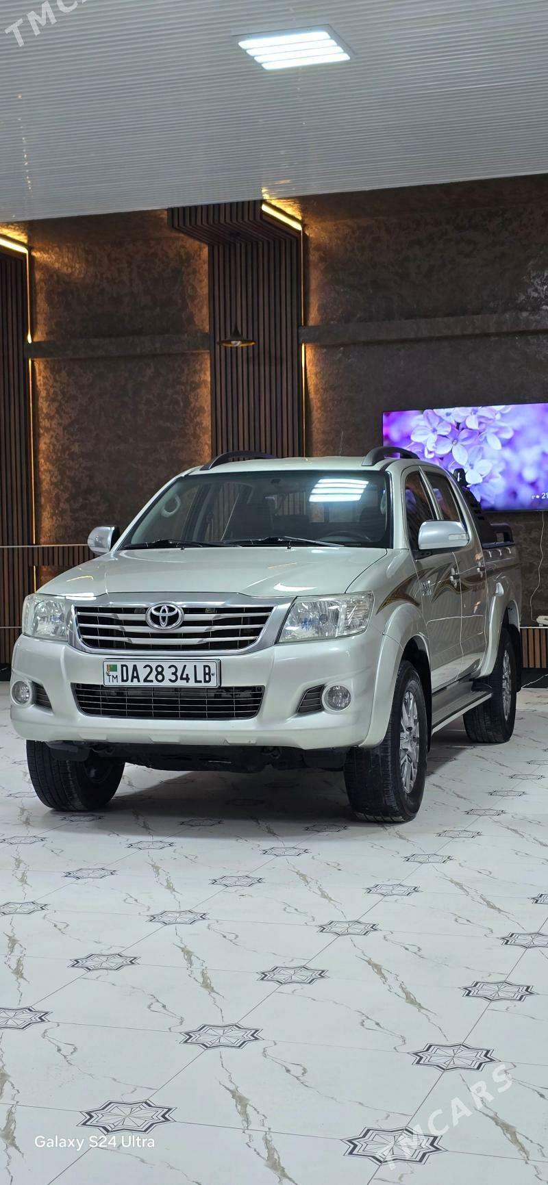 Toyota Hilux 2014 - 430 000 TMT - Türkmenabat - img 1
