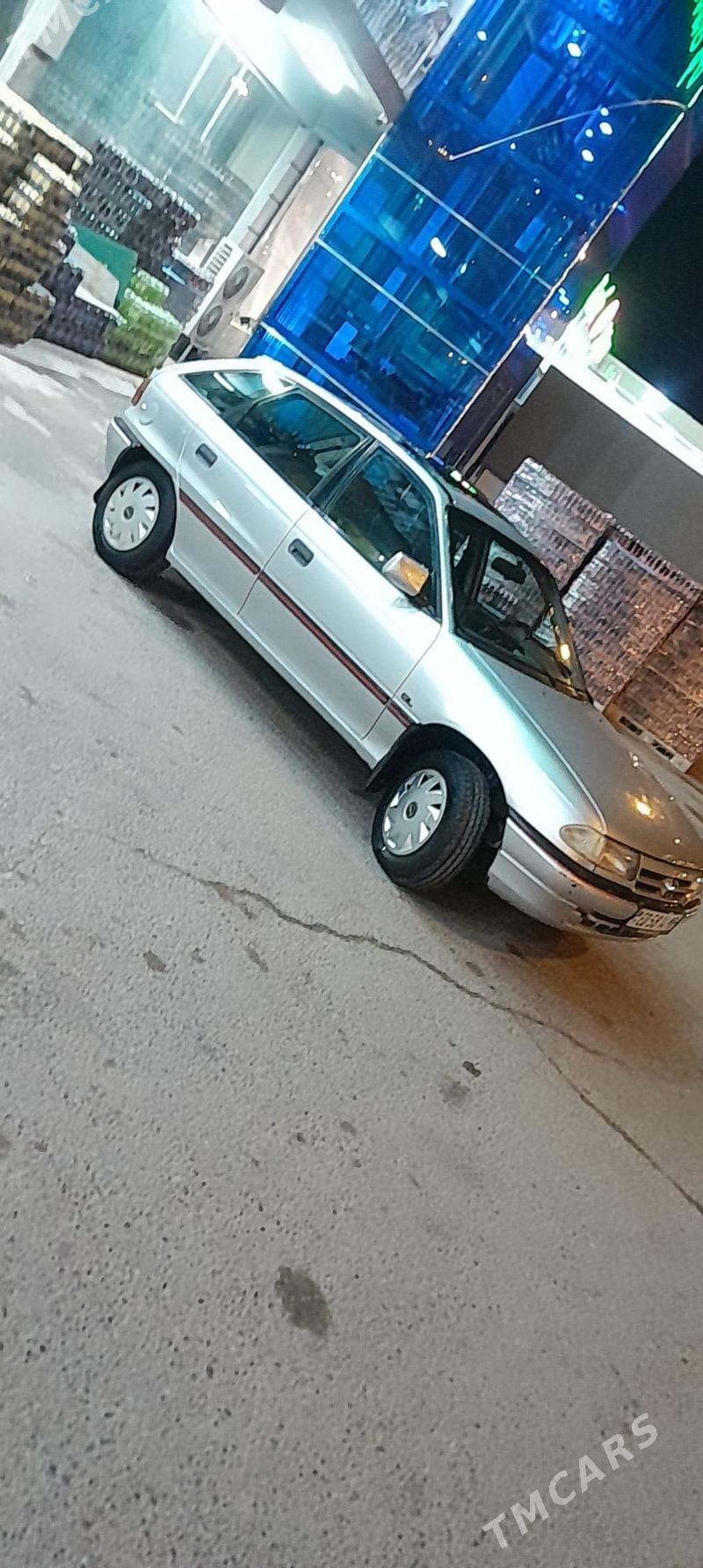 Opel Astra 1993 - 37 000 TMT - Мары - img 1