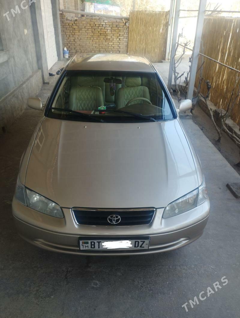 Toyota Camry 1998 - 147 000 TMT - Гурбансолтан Едже - img 1