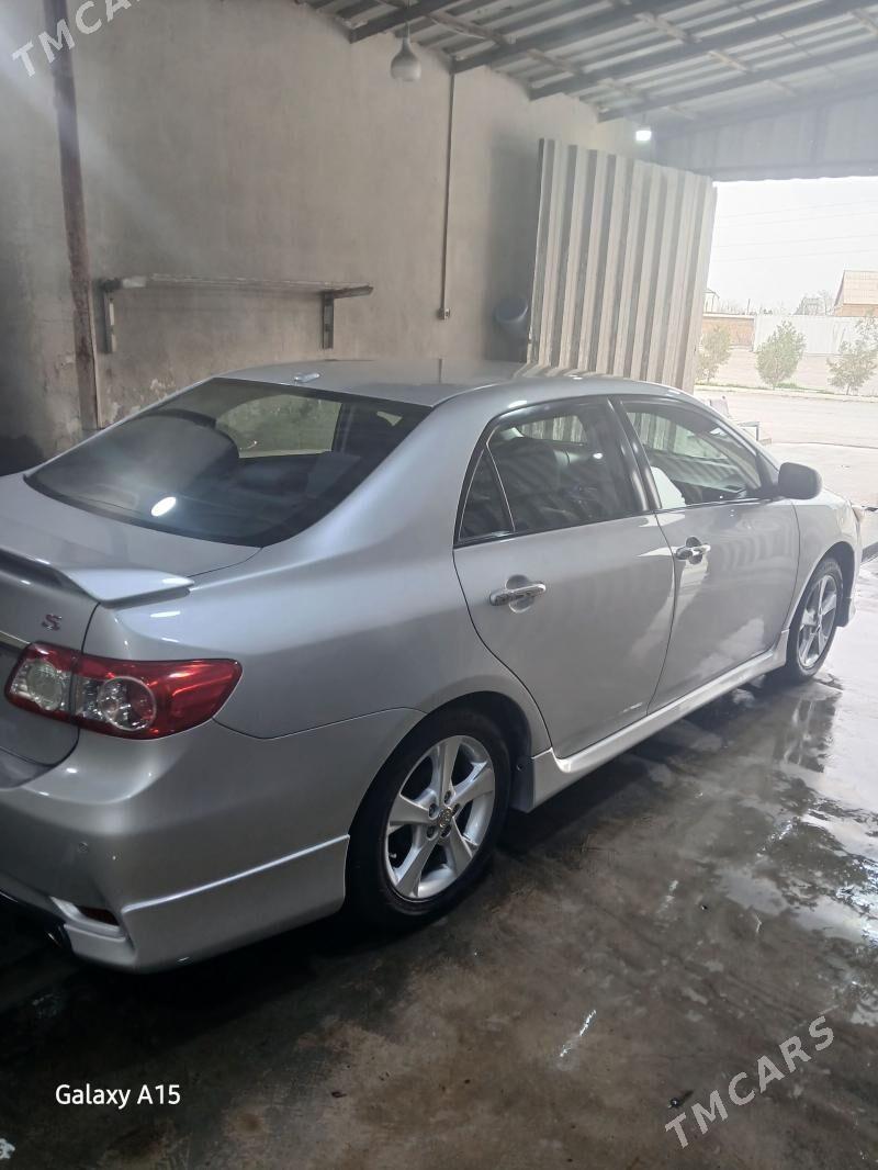 Toyota Corolla 2011 - 185 000 TMT - Гёкдепе - img 1