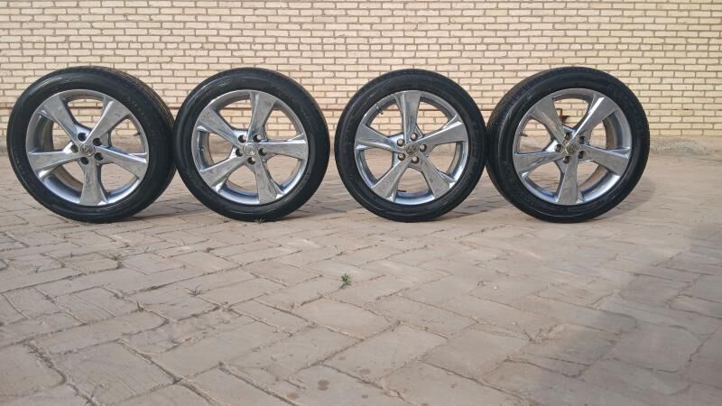 Karolla diska 17 hrom orginal 4 000 TMT - Baýramaly - img 1