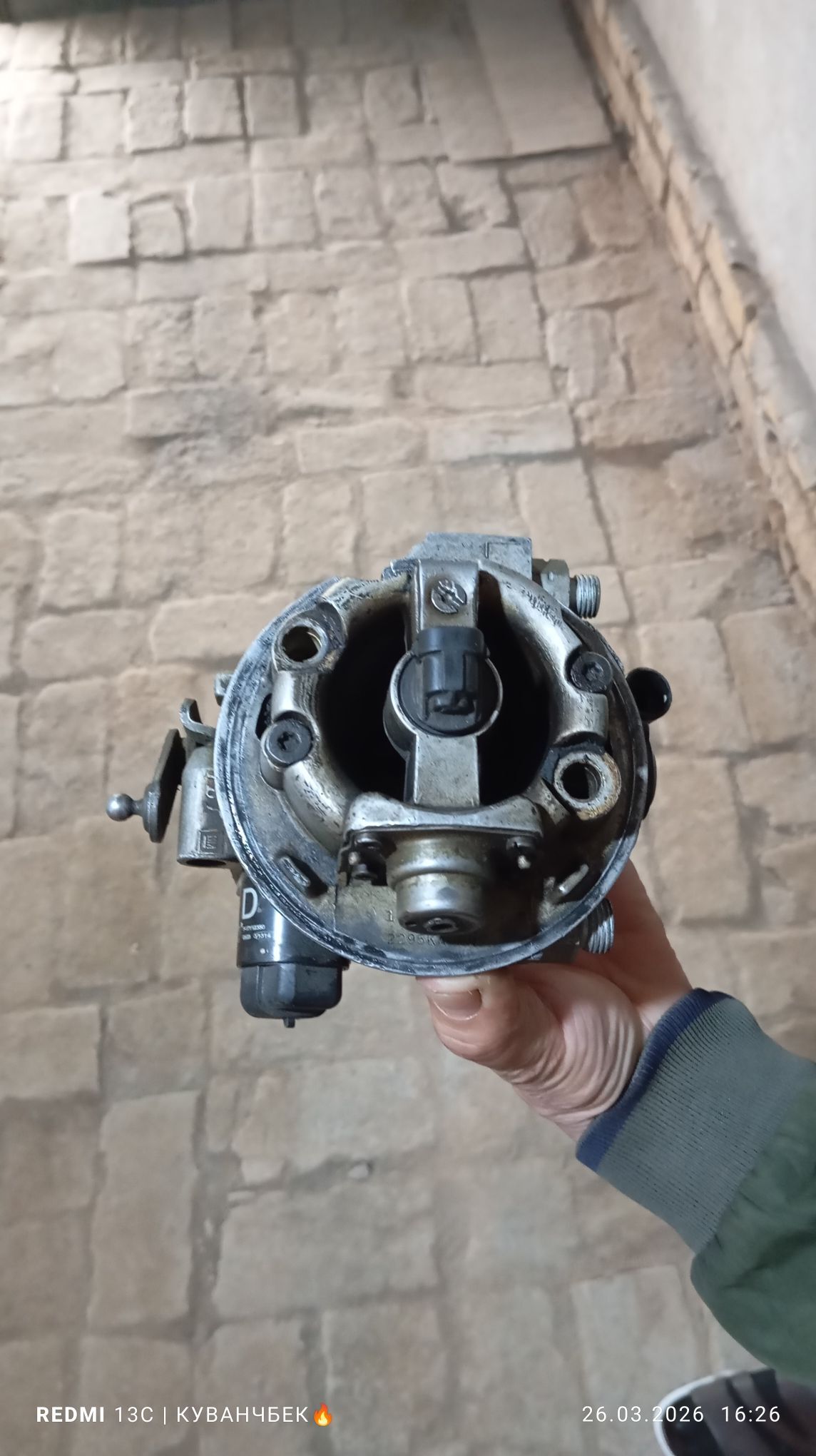 mona 1 000 TMT - Гурбансолтан Едже - img 1