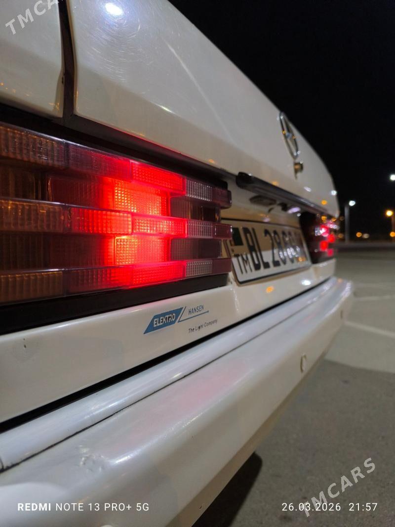 Mercedes-Benz 190E 1990 - 40 000 TMT - Balkanabat - img 1