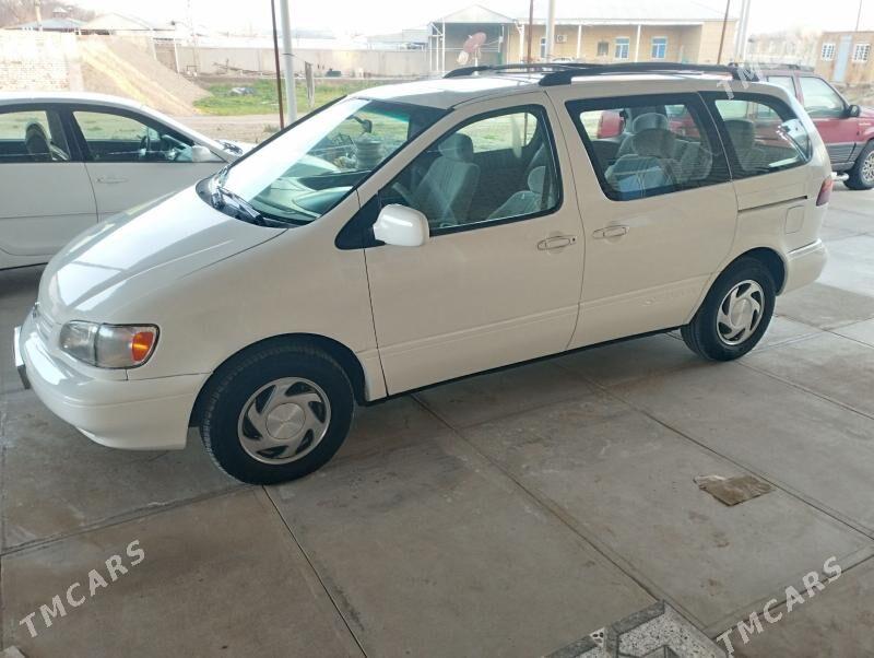 Toyota Sienna 2000 - 178 000 TMT - Ёлётен - img 1