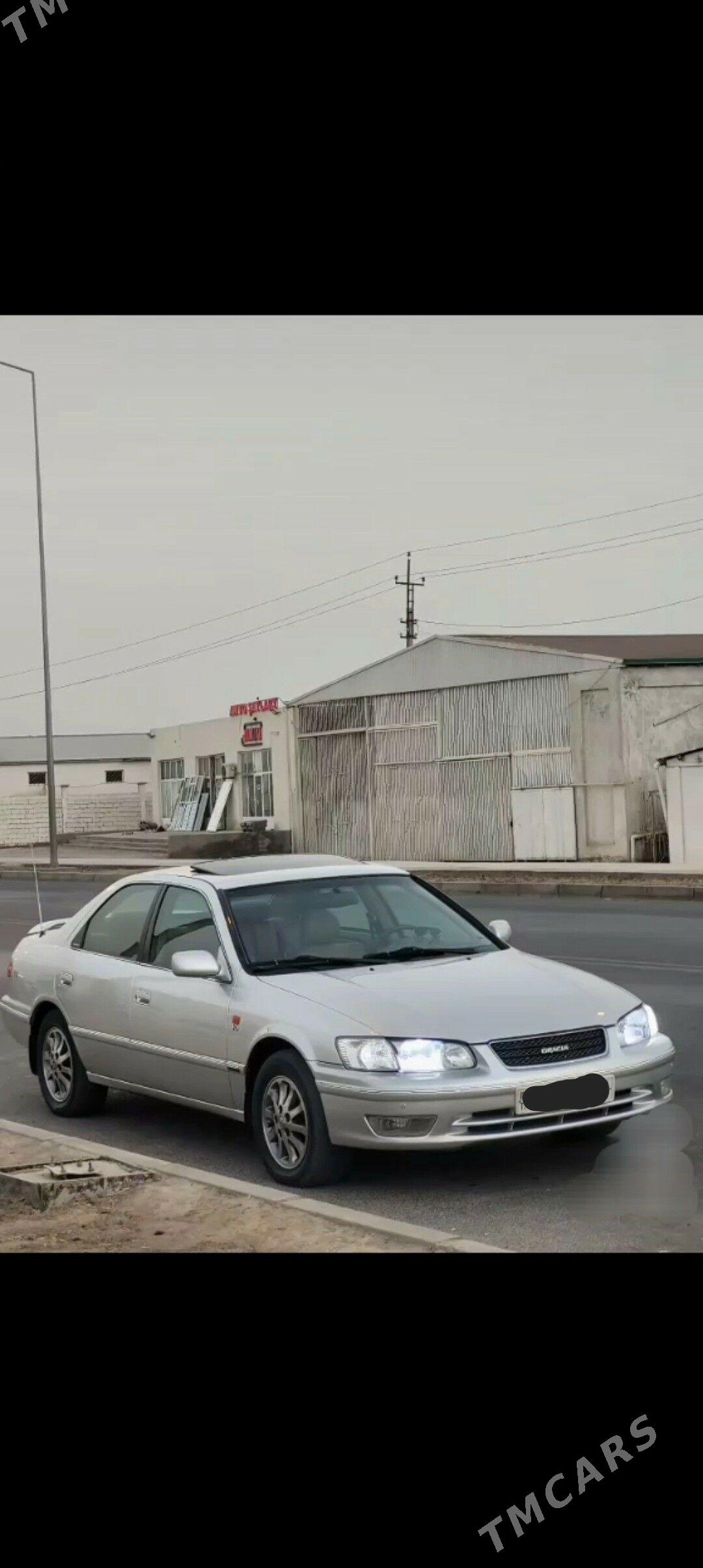 Toyota Camry 2001 - 200 000 TMT - Sakarçäge - img 1