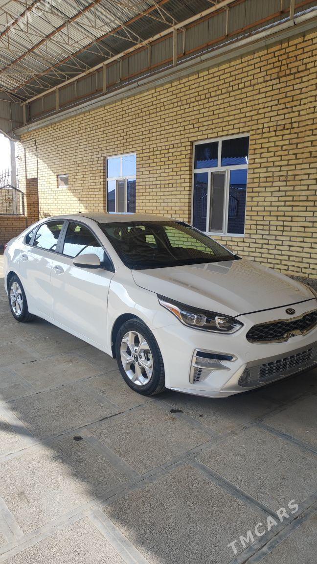 Kia Forte 2021 - 230 000 TMT - Mary - img 1