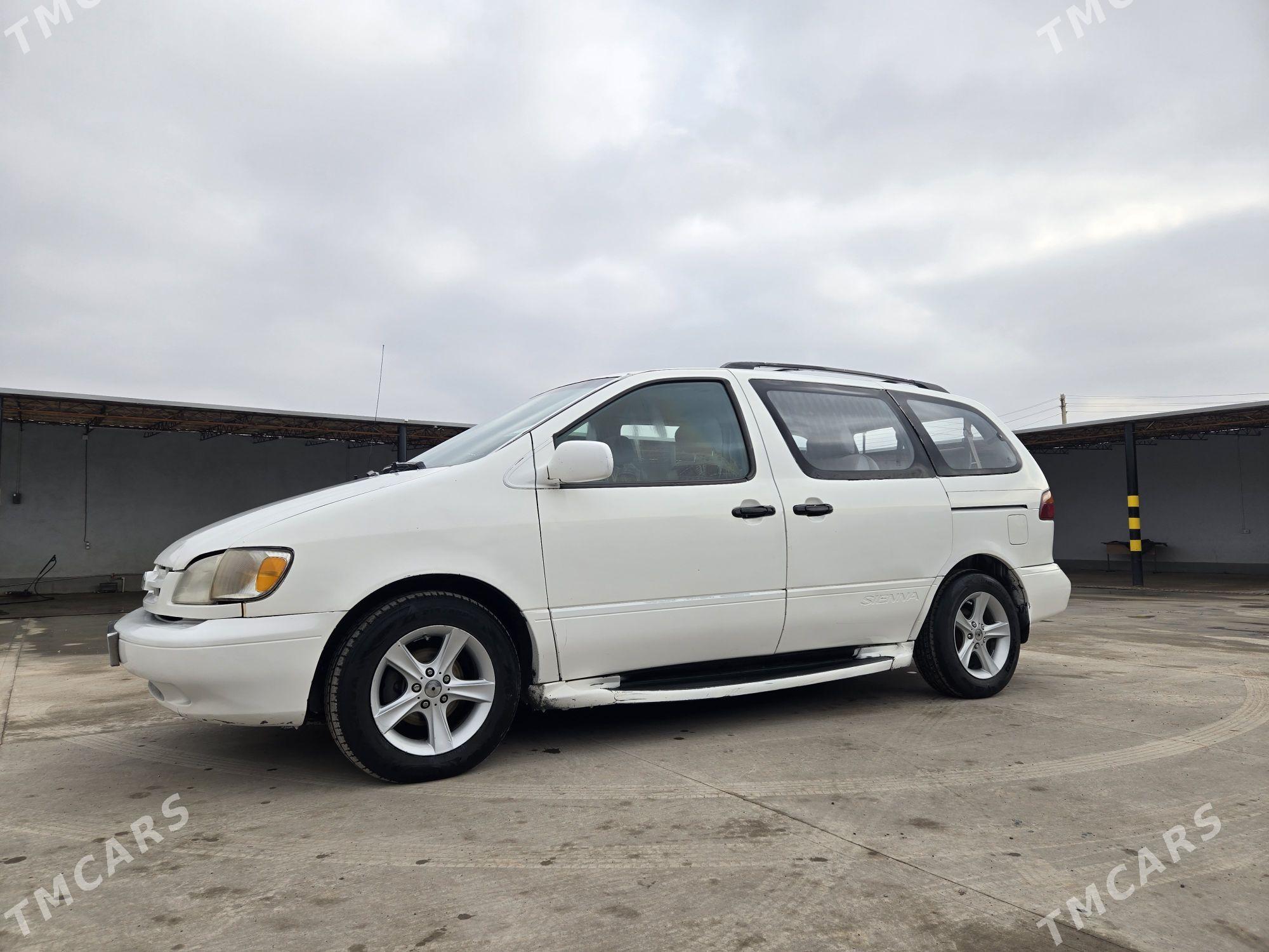 Toyota Sienna 1998 - 195 000 TMT - Туркменабат - img 1