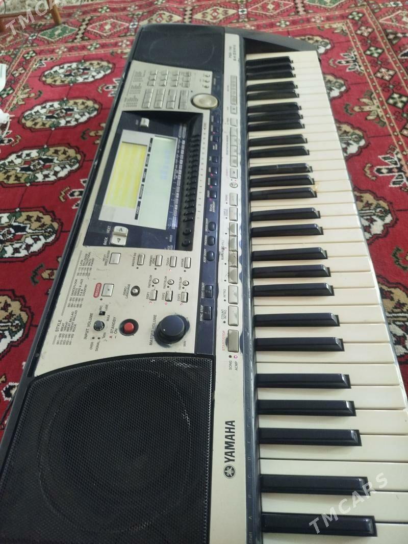 YAMAHA PSR-740 - Mary - img 1