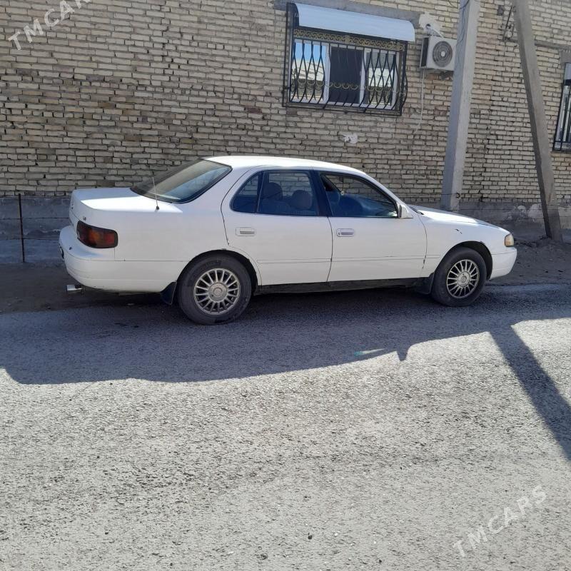 Toyota Camry 1996 - 73 000 TMT - Туркменабат - img 1