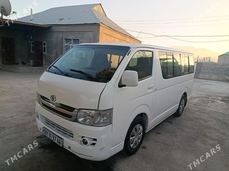 Toyota Hiace 2006 - 220 000 TMT - Гёкдепе - img 1