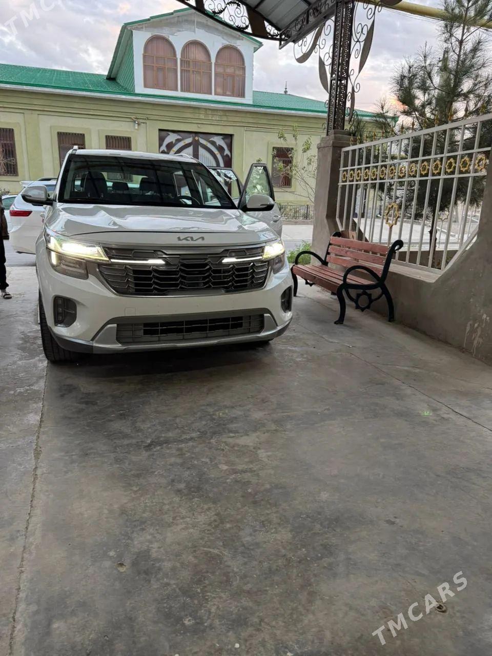 Kia Seltos 2022 - 380 000 TMT - Туркменабат - img 1