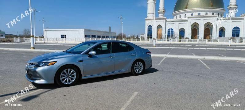 Toyota Camry 2018 - 290 000 TMT - Дянев - img 1
